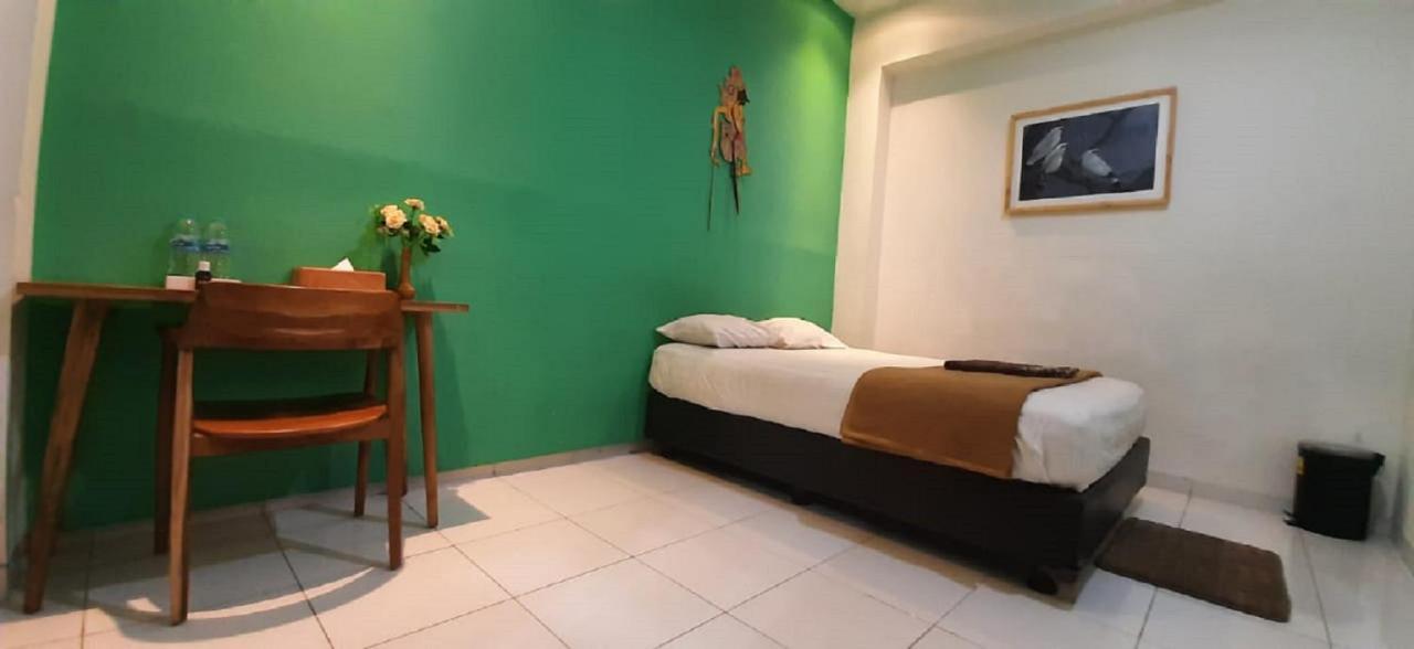 The Cabin Tugu Hostel يوغياكارتا المظهر الخارجي الصورة